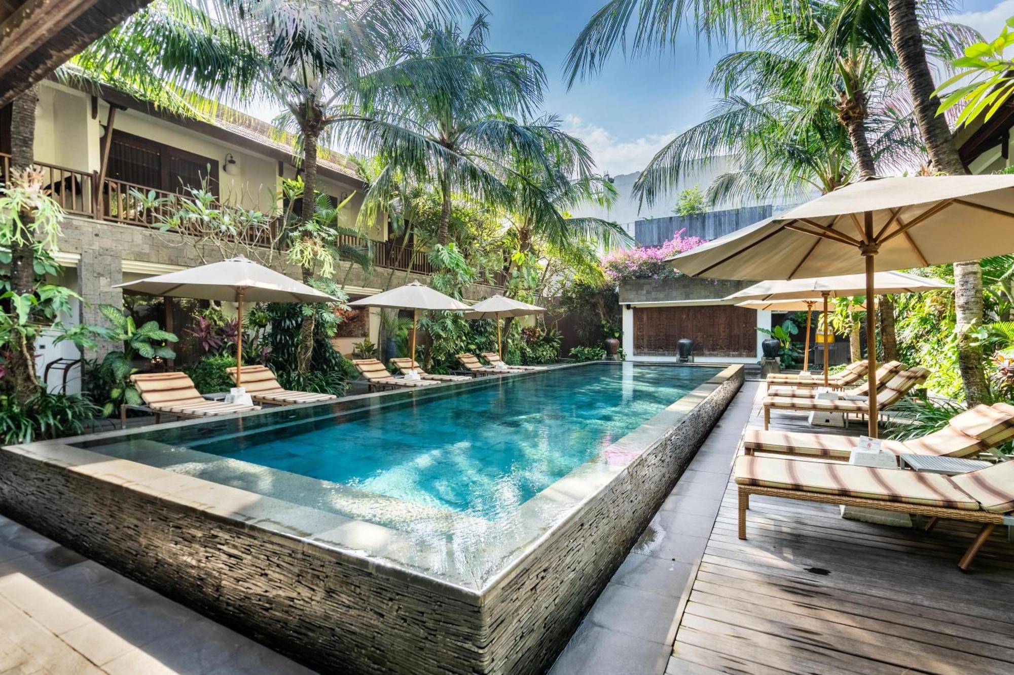 Hotel Kejora 4*
